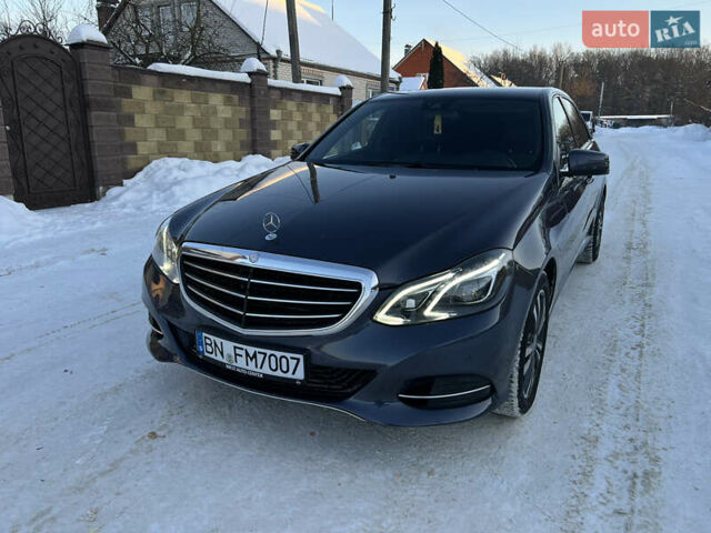 Синий Мерседес Е-Класс, объемом двигателя 3 л и пробегом 330 тыс. км за 17500 $, фото 5 на Automoto.ua