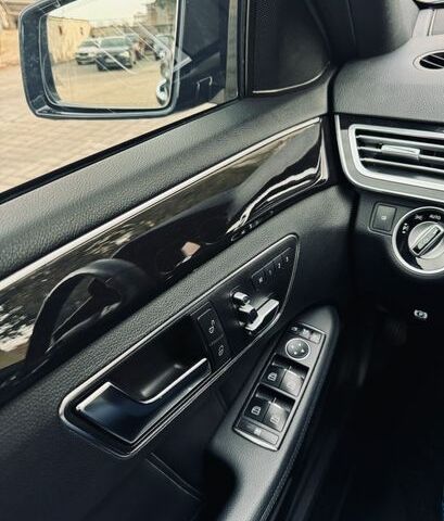 Синій Мерседес Е-Клас, об'ємом двигуна 2.2 л та пробігом 150 тис. км за 21900 $, фото 47 на Automoto.ua