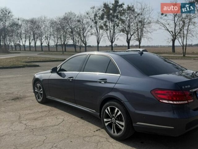 Синий Мерседес Е-Класс, объемом двигателя 3 л и пробегом 330 тыс. км за 23500 $, фото 9 на Automoto.ua