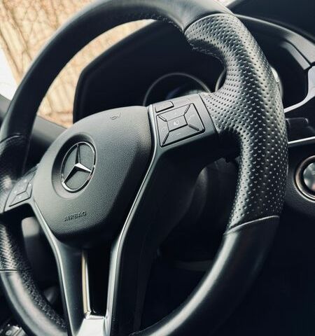 Синій Мерседес Е-Клас, об'ємом двигуна 2.2 л та пробігом 150 тис. км за 21900 $, фото 45 на Automoto.ua