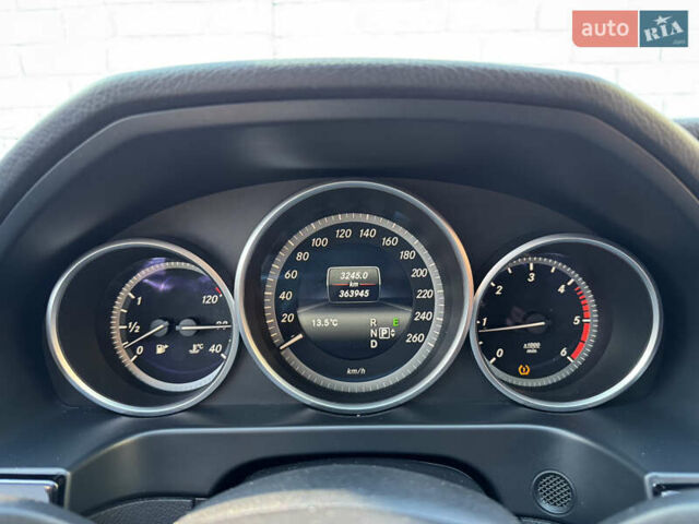 Синій Мерседес Е-Клас, об'ємом двигуна 2.14 л та пробігом 360 тис. км за 16000 $, фото 28 на Automoto.ua