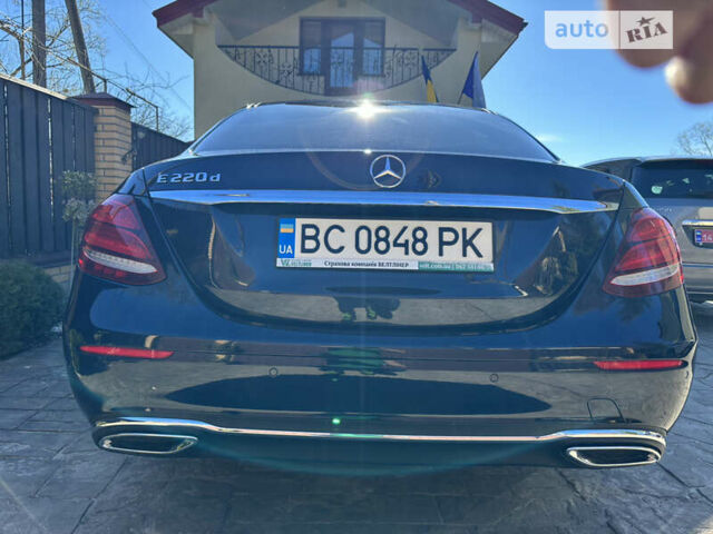 Синій Мерседес Е-Клас, об'ємом двигуна 2 л та пробігом 178 тис. км за 27000 $, фото 4 на Automoto.ua