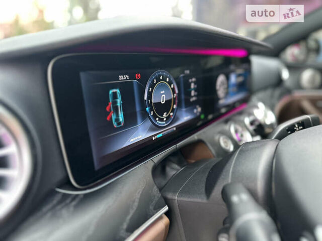 Синий Мерседес Е-Класс, объемом двигателя 3 л и пробегом 122 тыс. км за 34800 $, фото 8 на Automoto.ua