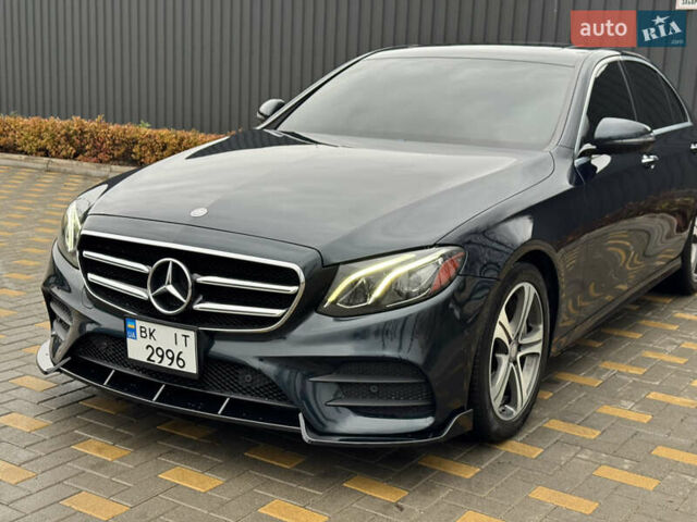 Синій Мерседес Е-Клас, об'ємом двигуна 1.99 л та пробігом 100 тис. км за 22999 $, фото 3 на Automoto.ua