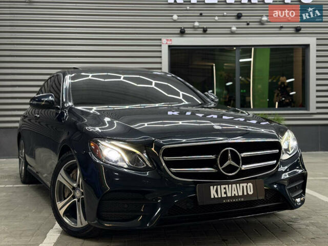 Синий Мерседес Е-Класс, объемом двигателя 2 л и пробегом 103 тыс. км за 27900 $, фото 3 на Automoto.ua