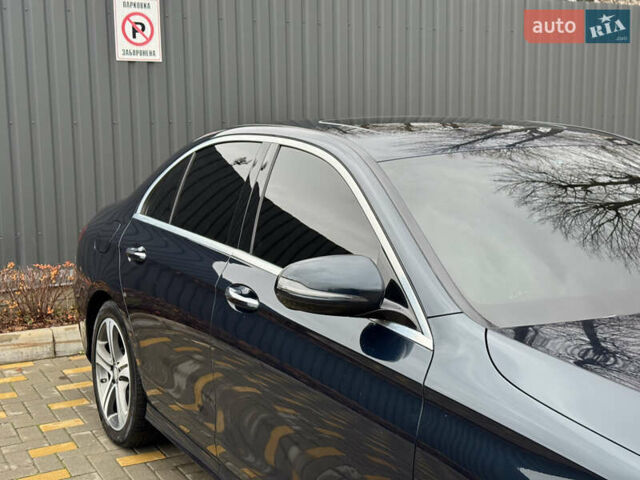 Синій Мерседес Е-Клас, об'ємом двигуна 1.99 л та пробігом 100 тис. км за 22999 $, фото 9 на Automoto.ua