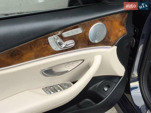 Синій Мерседес Е-Клас, об'ємом двигуна 1.99 л та пробігом 159 тис. км за 24500 $, фото 14 на Automoto.ua