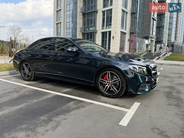 Синій Мерседес Е-Клас, об'ємом двигуна 1.99 л та пробігом 185 тис. км за 28500 $, фото 5 на Automoto.ua