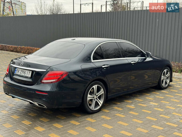 Синій Мерседес Е-Клас, об'ємом двигуна 1.99 л та пробігом 100 тис. км за 22999 $, фото 15 на Automoto.ua