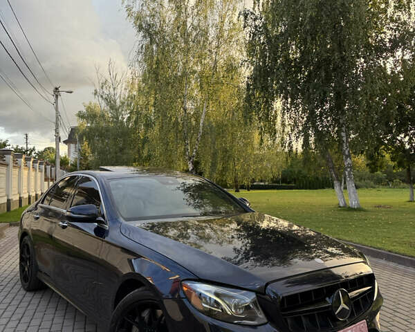 Синий Мерседес Е-Класс, объемом двигателя 1.99 л и пробегом 62 тыс. км за 30500 $, фото 3 на Automoto.ua