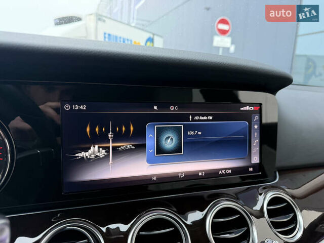 Синий Мерседес Е-Класс, объемом двигателя 2 л и пробегом 73 тыс. км за 25900 $, фото 37 на Automoto.ua