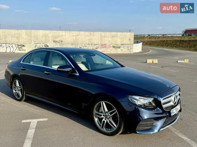 Синий Мерседес Е-Класс, объемом двигателя 1.99 л и пробегом 136 тыс. км за 26999 $, фото 2 на Automoto.ua