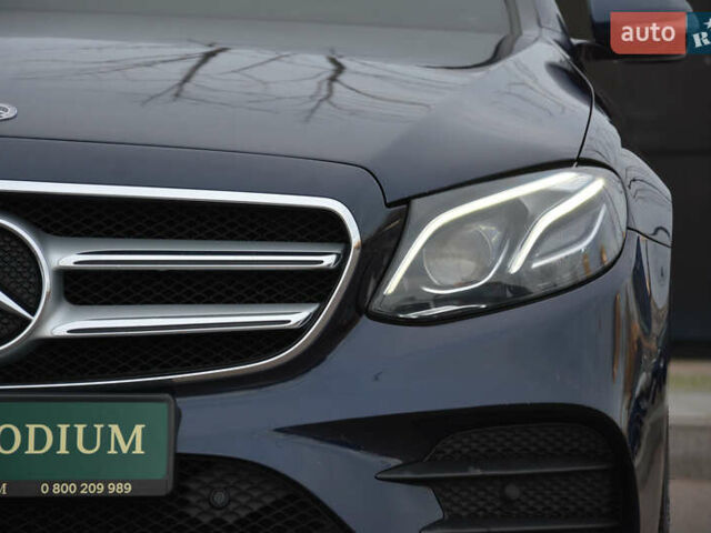 Синій Мерседес Е-Клас, об'ємом двигуна 1.99 л та пробігом 113 тис. км за 27999 $, фото 4 на Automoto.ua