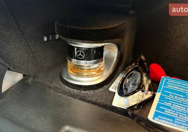 Синій Мерседес Е-Клас, об'ємом двигуна 1.99 л та пробігом 85 тис. км за 30900 $, фото 14 на Automoto.ua