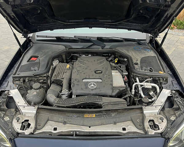 Синий Мерседес Е-Класс, объемом двигателя 1.99 л и пробегом 166 тыс. км за 27800 $, фото 29 на Automoto.ua