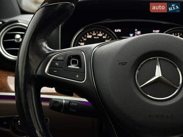 Синій Мерседес Е-Клас, об'ємом двигуна 1.99 л та пробігом 113 тис. км за 27999 $, фото 32 на Automoto.ua