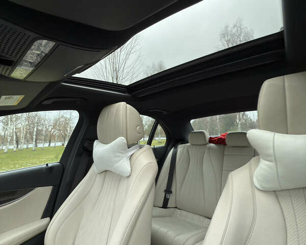 Синій Мерседес Е-Клас, об'ємом двигуна 1.99 л та пробігом 71 тис. км за 31000 $, фото 10 на Automoto.ua