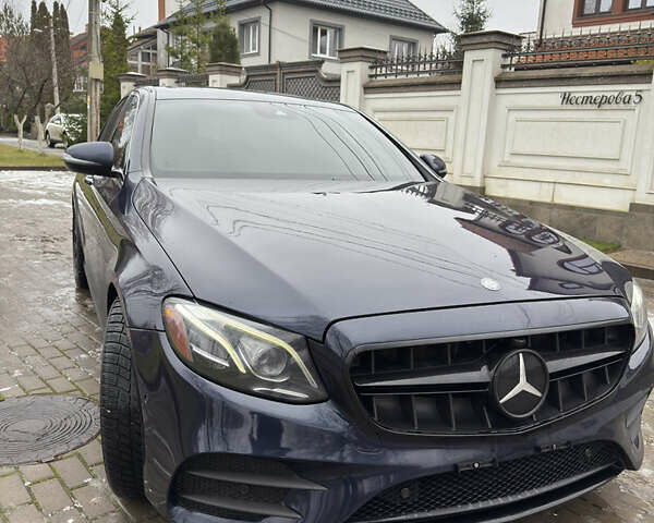 Синій Мерседес Е-Клас, об'ємом двигуна 1.99 л та пробігом 71 тис. км за 31000 $, фото 3 на Automoto.ua