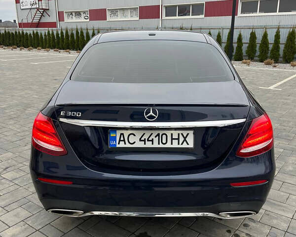 Синий Мерседес Е-Класс, объемом двигателя 1.99 л и пробегом 166 тыс. км за 27800 $, фото 11 на Automoto.ua