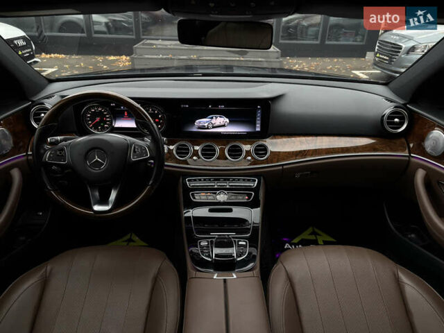 Синій Мерседес Е-Клас, об'ємом двигуна 1.99 л та пробігом 113 тис. км за 27999 $, фото 28 на Automoto.ua
