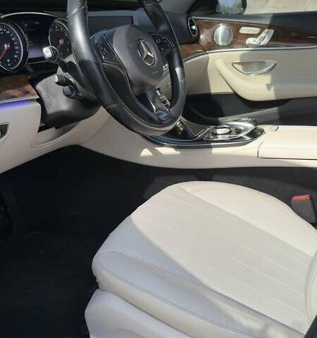 Синий Мерседес Е-Класс, объемом двигателя 2 л и пробегом 149 тыс. км за 24500 $, фото 16 на Automoto.ua