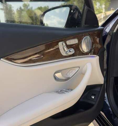 Синий Мерседес Е-Класс, объемом двигателя 2 л и пробегом 149 тыс. км за 24500 $, фото 18 на Automoto.ua