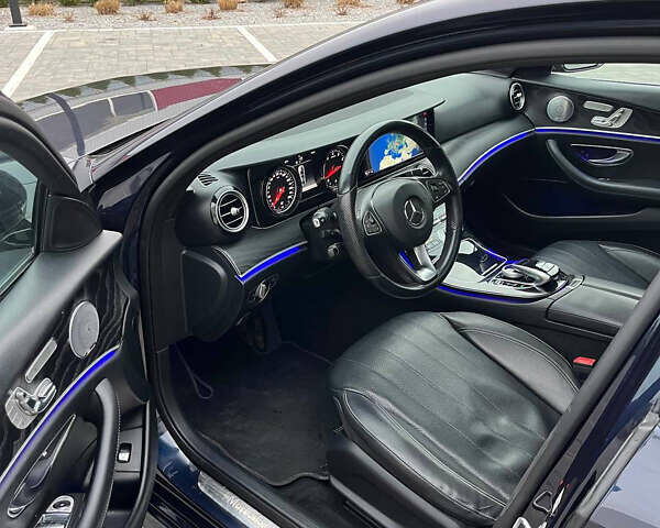 Синий Мерседес Е-Класс, объемом двигателя 1.99 л и пробегом 166 тыс. км за 27800 $, фото 20 на Automoto.ua