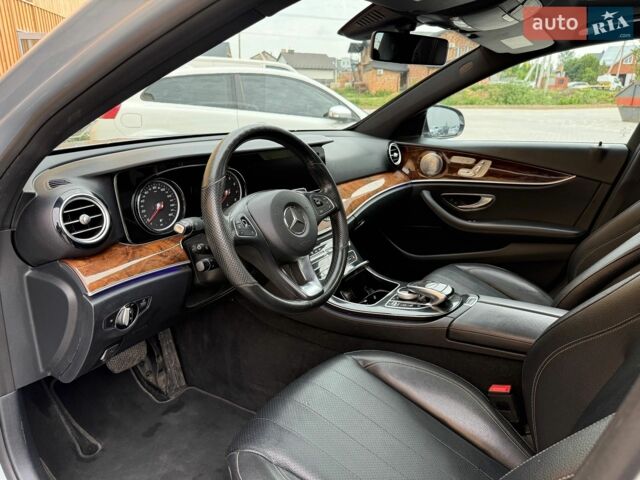 Синій Мерседес Е-Клас, об'ємом двигуна 1.99 л та пробігом 138 тис. км за 21500 $, фото 8 на Automoto.ua