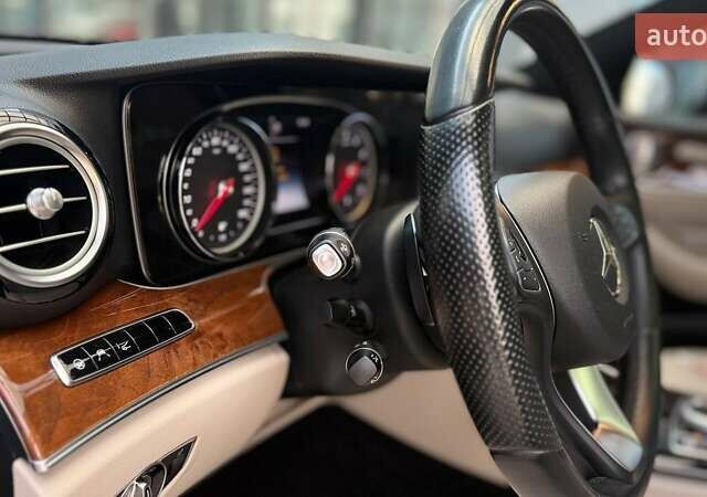 Синій Мерседес Е-Клас, об'ємом двигуна 1.99 л та пробігом 85 тис. км за 30900 $, фото 18 на Automoto.ua