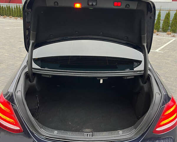 Синий Мерседес Е-Класс, объемом двигателя 1.99 л и пробегом 166 тыс. км за 27800 $, фото 25 на Automoto.ua