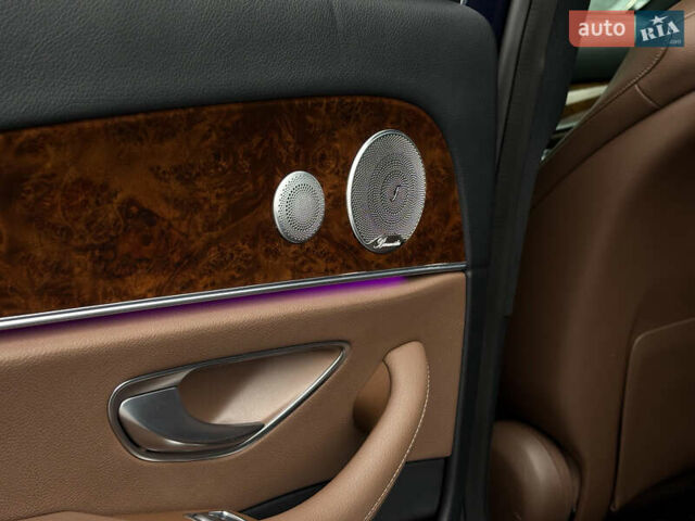 Синій Мерседес Е-Клас, об'ємом двигуна 1.99 л та пробігом 113 тис. км за 27999 $, фото 25 на Automoto.ua