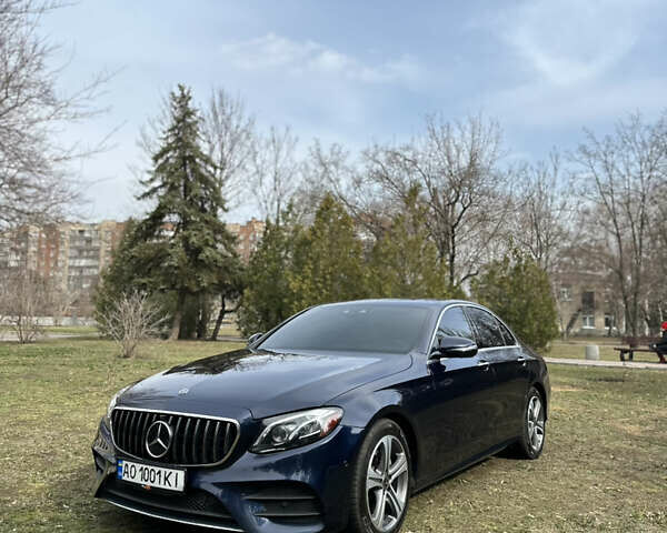 Синій Мерседес Е-Клас, об'ємом двигуна 1.99 л та пробігом 60 тис. км за 35000 $, фото 3 на Automoto.ua