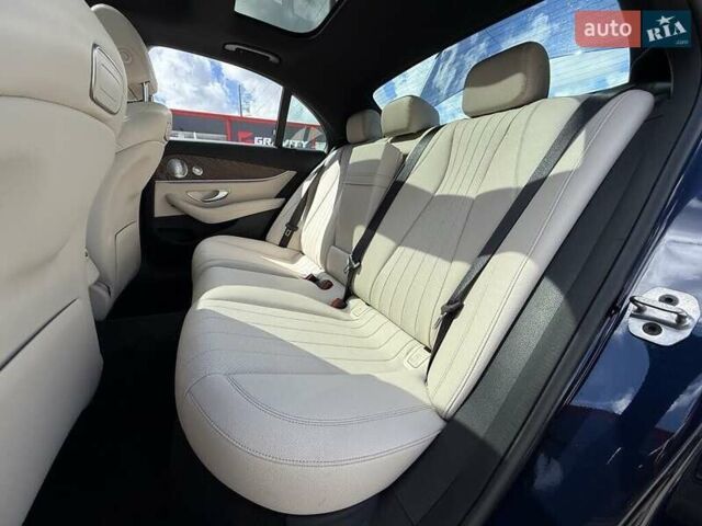 Синий Мерседес Е-Класс, объемом двигателя 1.99 л и пробегом 64 тыс. км за 8600 $, фото 13 на Automoto.ua