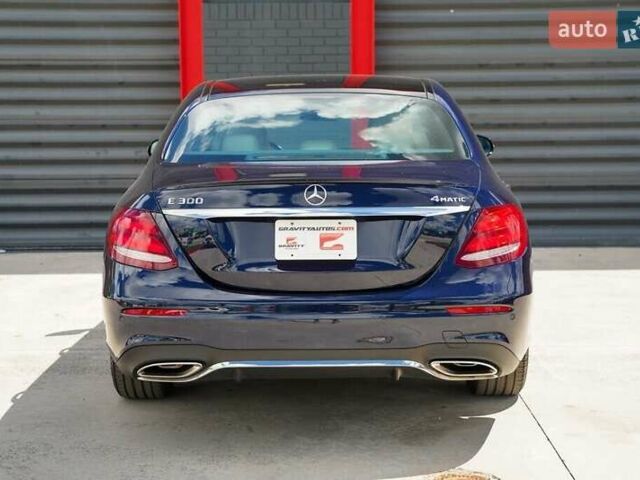 Синий Мерседес Е-Класс, объемом двигателя 1.99 л и пробегом 64 тыс. км за 8600 $, фото 8 на Automoto.ua