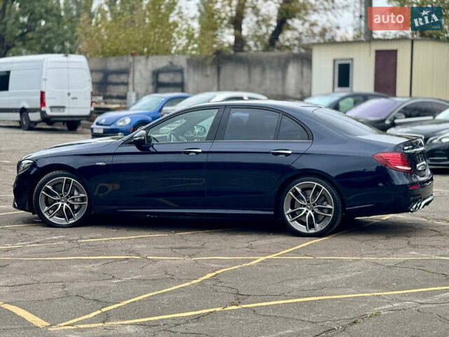 Синий Мерседес Е-Класс, объемом двигателя 3 л и пробегом 121 тыс. км за 49999 $, фото 1 на Automoto.ua