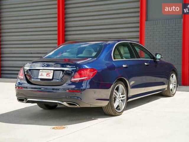 Синий Мерседес Е-Класс, объемом двигателя 1.99 л и пробегом 64 тыс. км за 8600 $, фото 4 на Automoto.ua