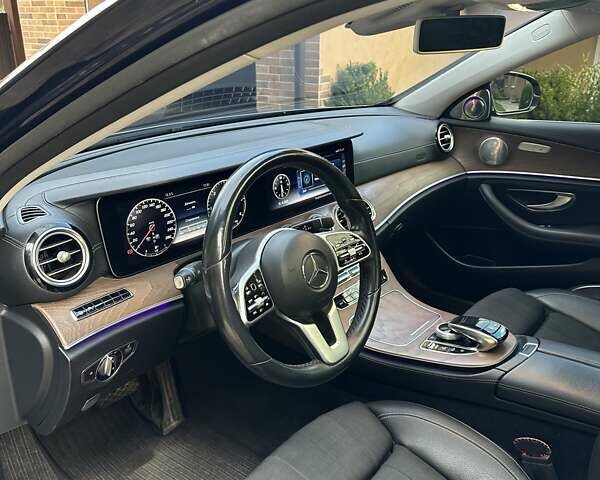 Синій Мерседес Е-Клас, об'ємом двигуна 1.95 л та пробігом 199 тис. км за 35900 $, фото 12 на Automoto.ua