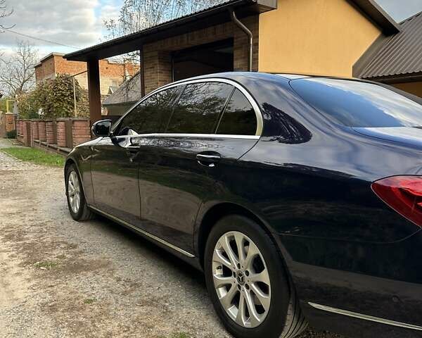 Синій Мерседес Е-Клас, об'ємом двигуна 1.95 л та пробігом 199 тис. км за 35900 $, фото 6 на Automoto.ua