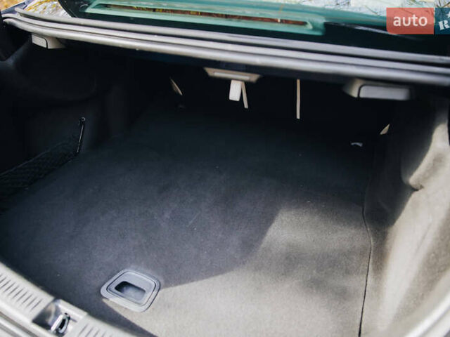 Синий Мерседес Е-Класс, объемом двигателя 3 л и пробегом 38 тыс. км за 49999 $, фото 46 на Automoto.ua