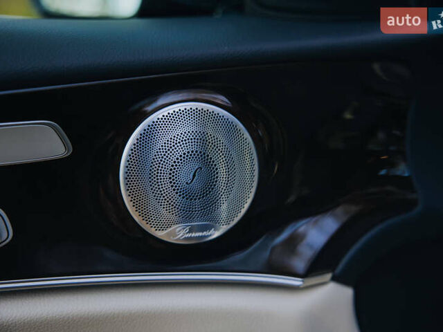 Синий Мерседес Е-Класс, объемом двигателя 3 л и пробегом 38 тыс. км за 49999 $, фото 23 на Automoto.ua