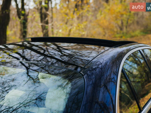 Синий Мерседес Е-Класс, объемом двигателя 3 л и пробегом 38 тыс. км за 49999 $, фото 61 на Automoto.ua