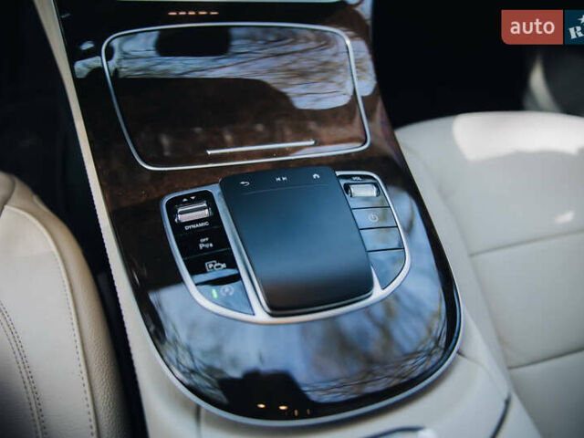 Синий Мерседес Е-Класс, объемом двигателя 3 л и пробегом 38 тыс. км за 49999 $, фото 68 на Automoto.ua