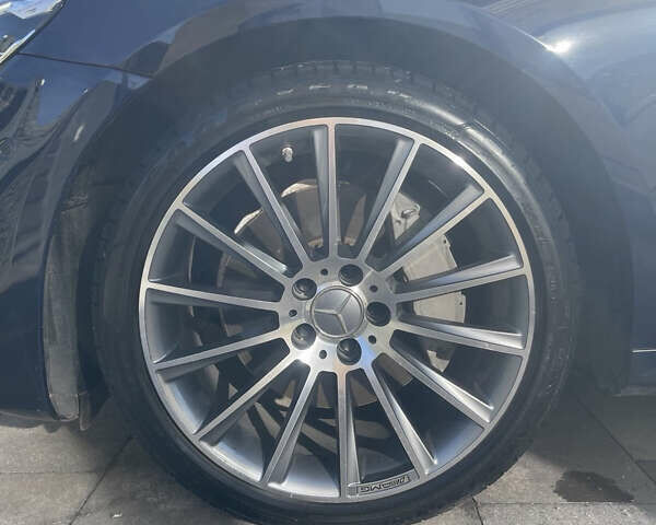 Синий Мерседес Е-Класс, объемом двигателя 1.99 л и пробегом 74 тыс. км за 48500 $, фото 32 на Automoto.ua