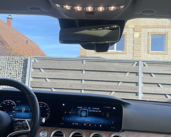 Синий Мерседес Е-Класс, объемом двигателя 1.99 л и пробегом 74 тыс. км за 48500 $, фото 19 на Automoto.ua