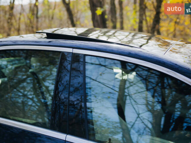 Синий Мерседес Е-Класс, объемом двигателя 3 л и пробегом 38 тыс. км за 49999 $, фото 60 на Automoto.ua