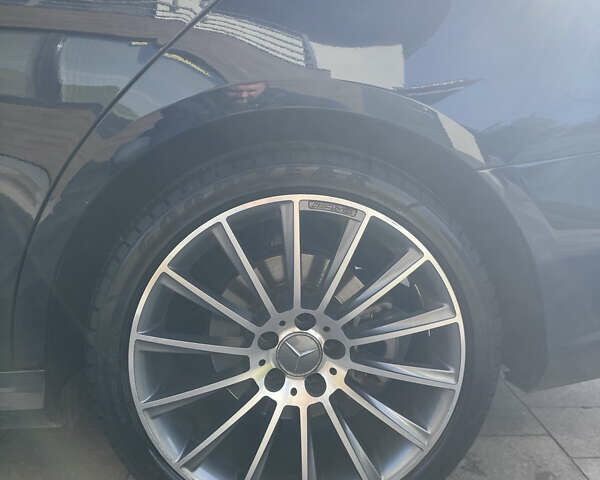 Синий Мерседес Е-Класс, объемом двигателя 1.99 л и пробегом 74 тыс. км за 48500 $, фото 31 на Automoto.ua