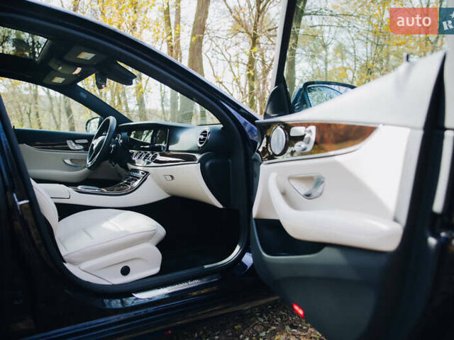 Синий Мерседес Е-Класс, объемом двигателя 3 л и пробегом 38 тыс. км за 49999 $, фото 55 на Automoto.ua