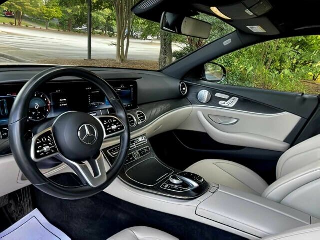 Синій Мерседес Е-Клас, об'ємом двигуна 2 л та пробігом 43 тис. км за 17900 $, фото 9 на Automoto.ua