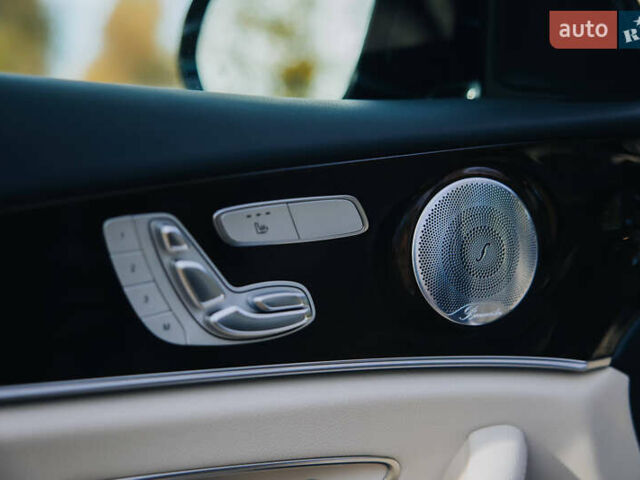 Синий Мерседес Е-Класс, объемом двигателя 3 л и пробегом 38 тыс. км за 49999 $, фото 26 на Automoto.ua