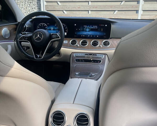 Синий Мерседес Е-Класс, объемом двигателя 1.99 л и пробегом 74 тыс. км за 48500 $, фото 23 на Automoto.ua